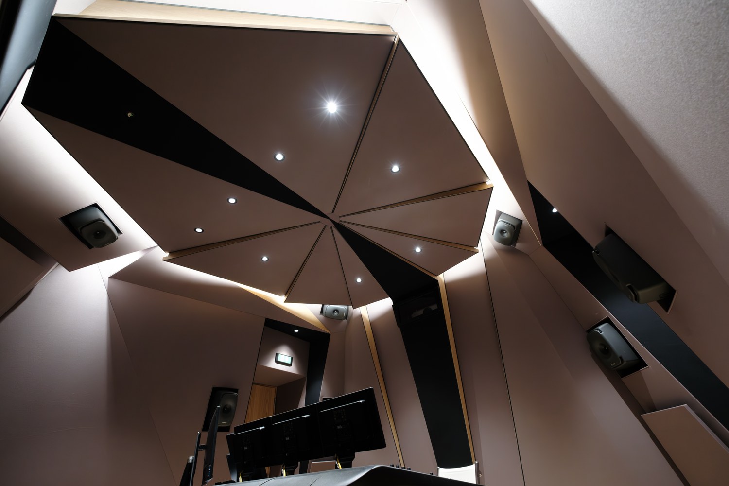 Cinecittà, Sala HE "Millennium Falcon"