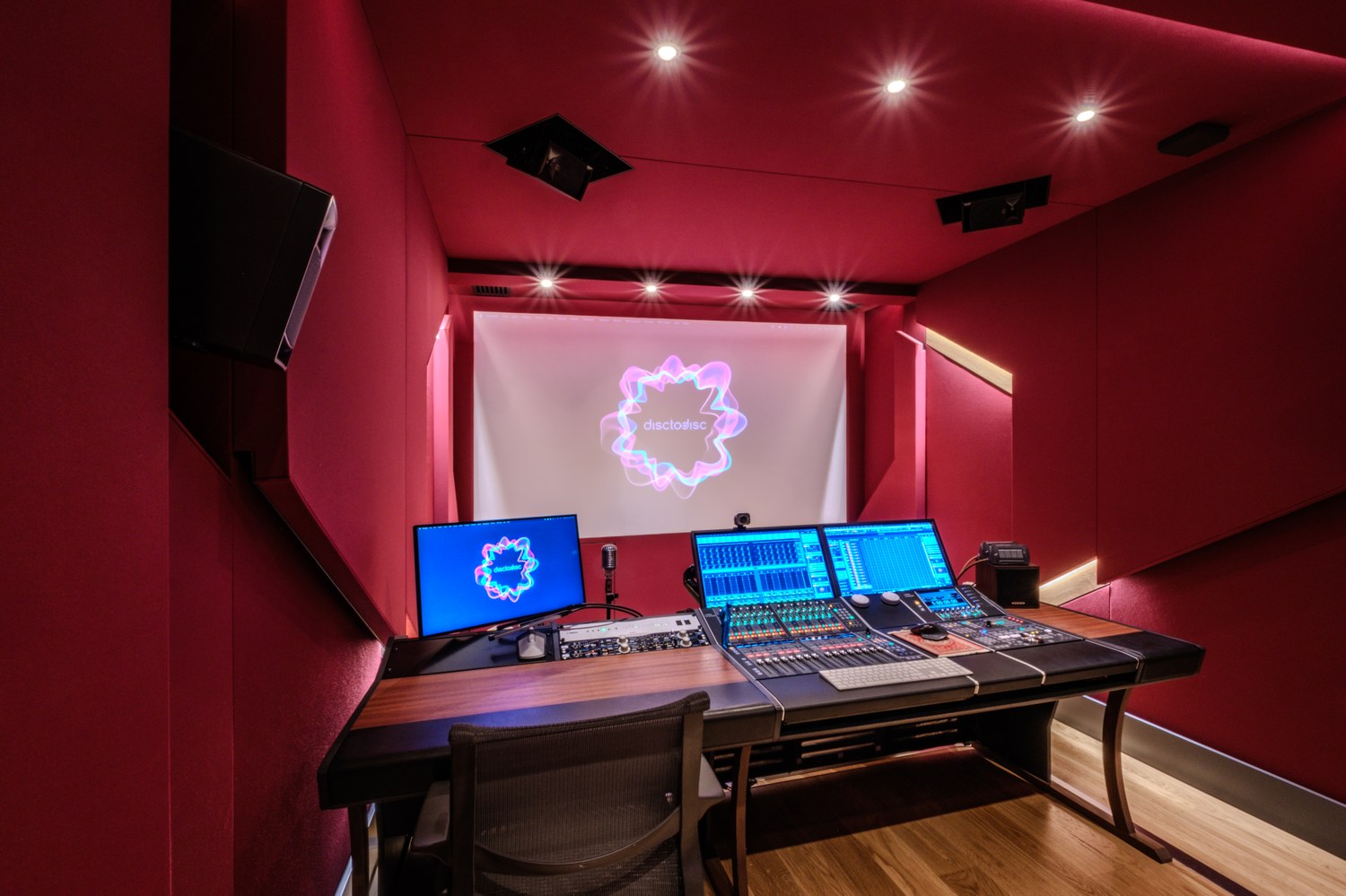 Disc to Disc, Sala Rossa