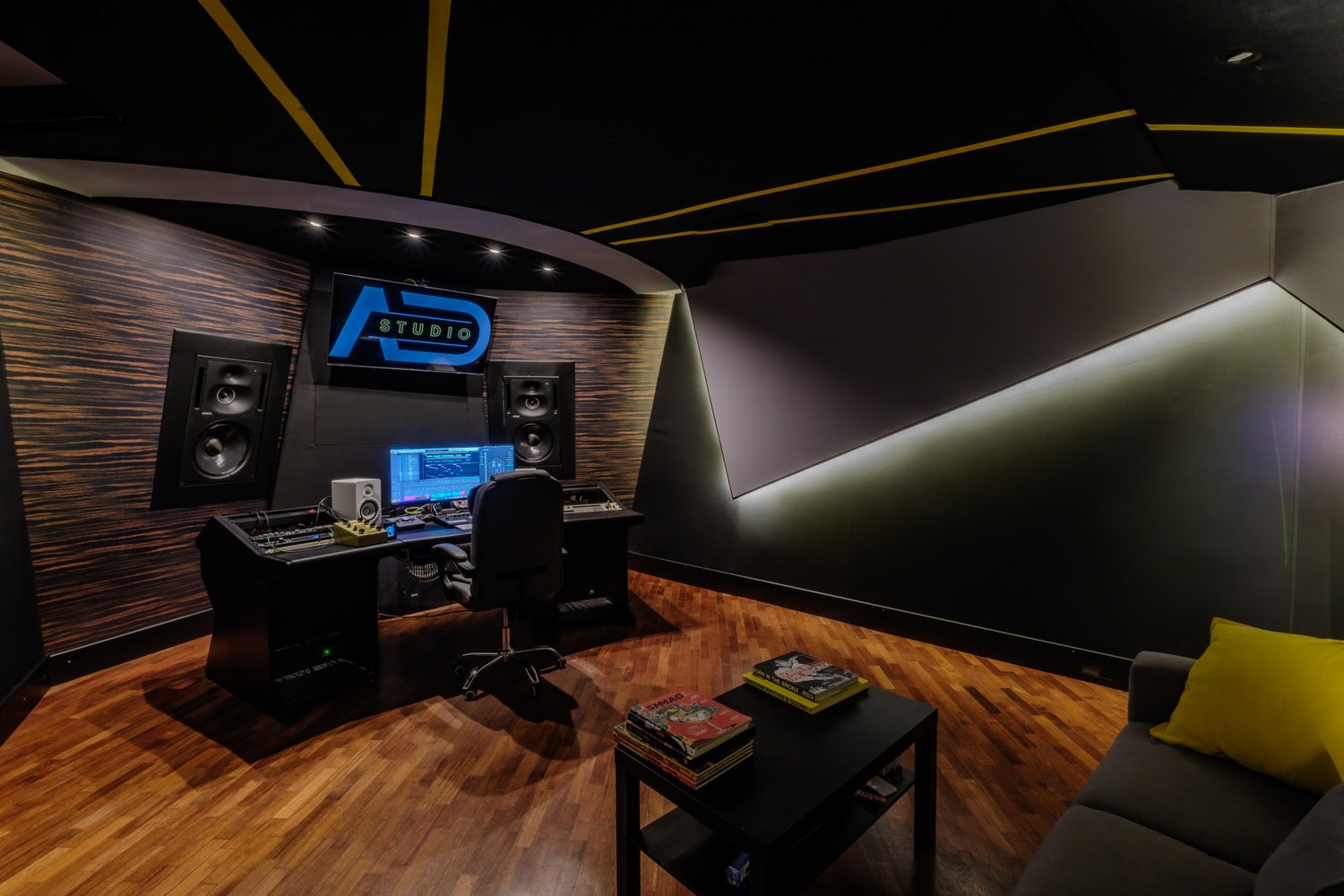 AD Studio, un nuovo polo tecnologico situato a Floridia (Siracusa), Sicilia. 